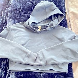 Lululemon cropped hoodie